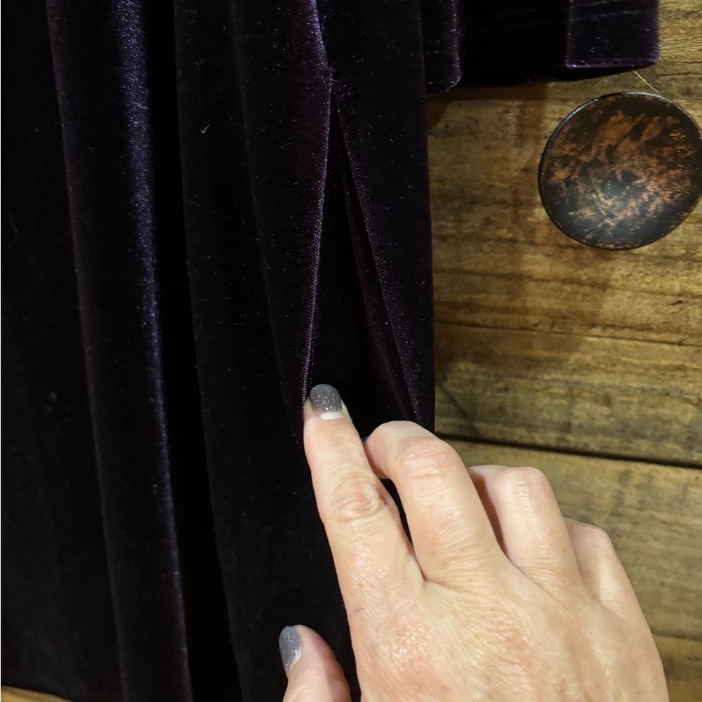 Agnes‎ & Dora Deep Purple Velvet Dress - Picture 5 of 8